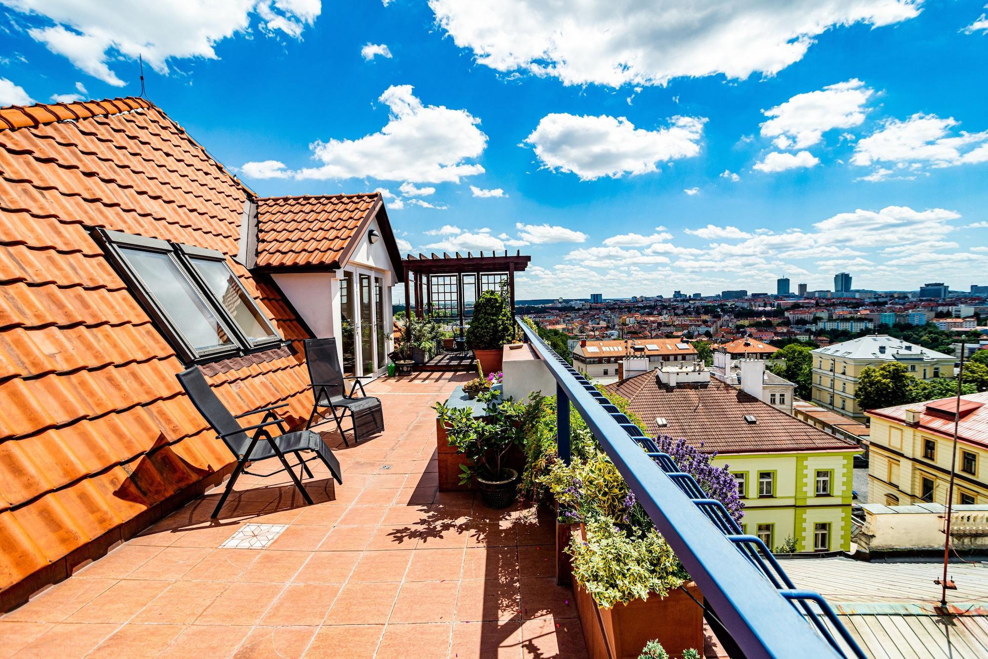 Orion 4* Praha